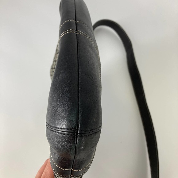 COACH F10944 BLACK, GRAY SIGNATURE PRINT CROSSBODY - Picture 11 of 15